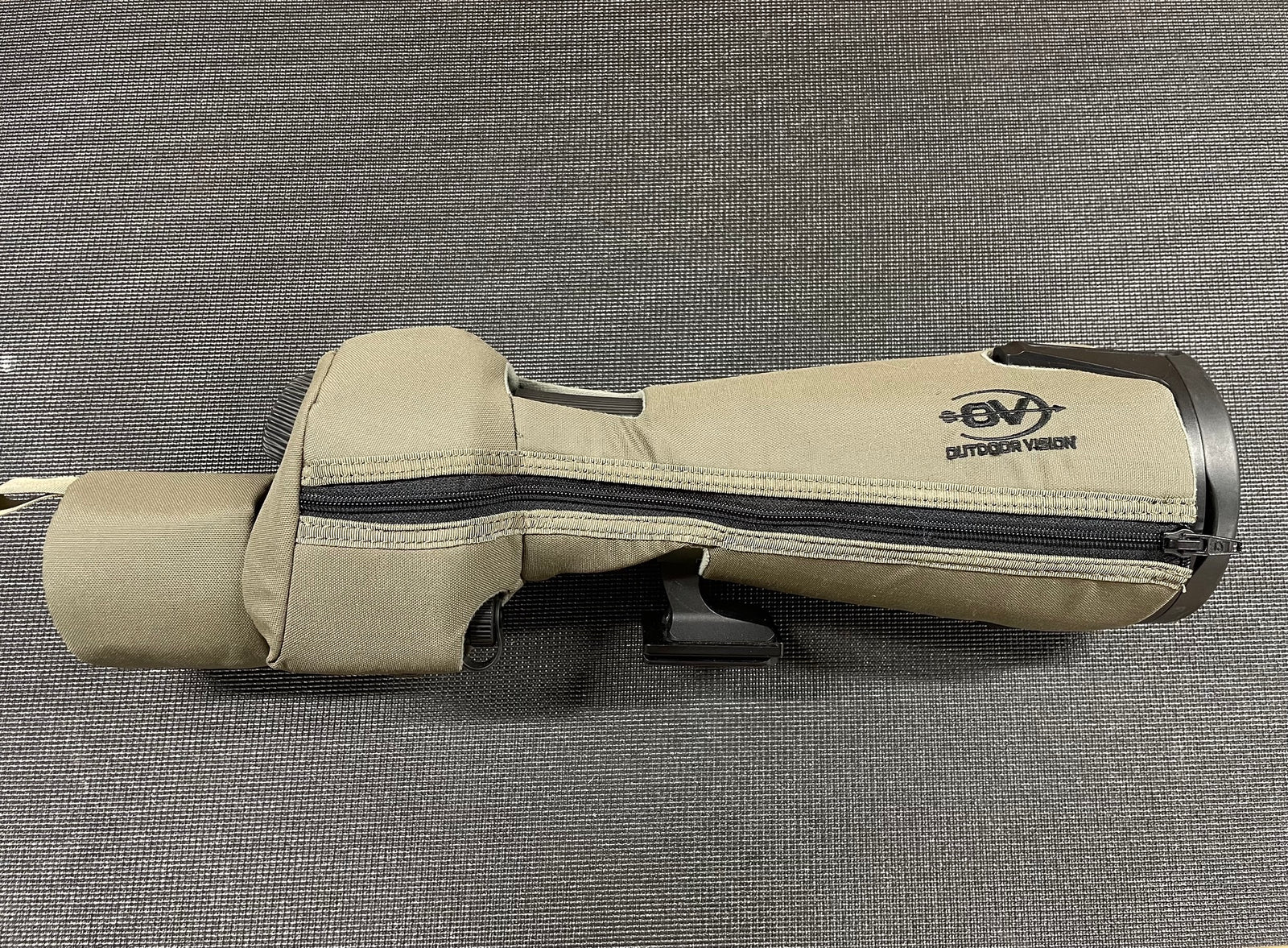 SWAROVSKI STR 80 STAY-ON CASE (PRE-ORDER)